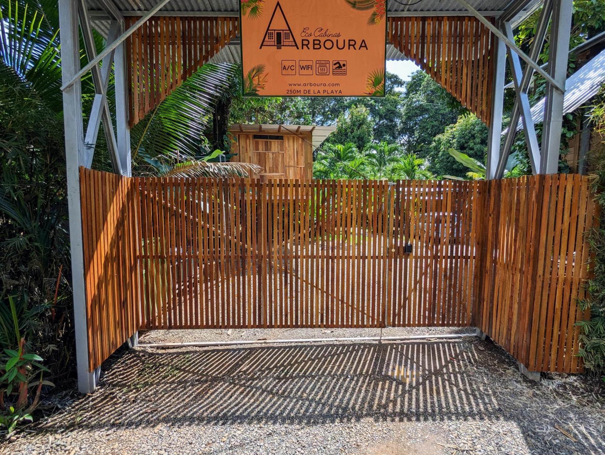 Arboura Eco Cabins Uvita Buitenkant foto