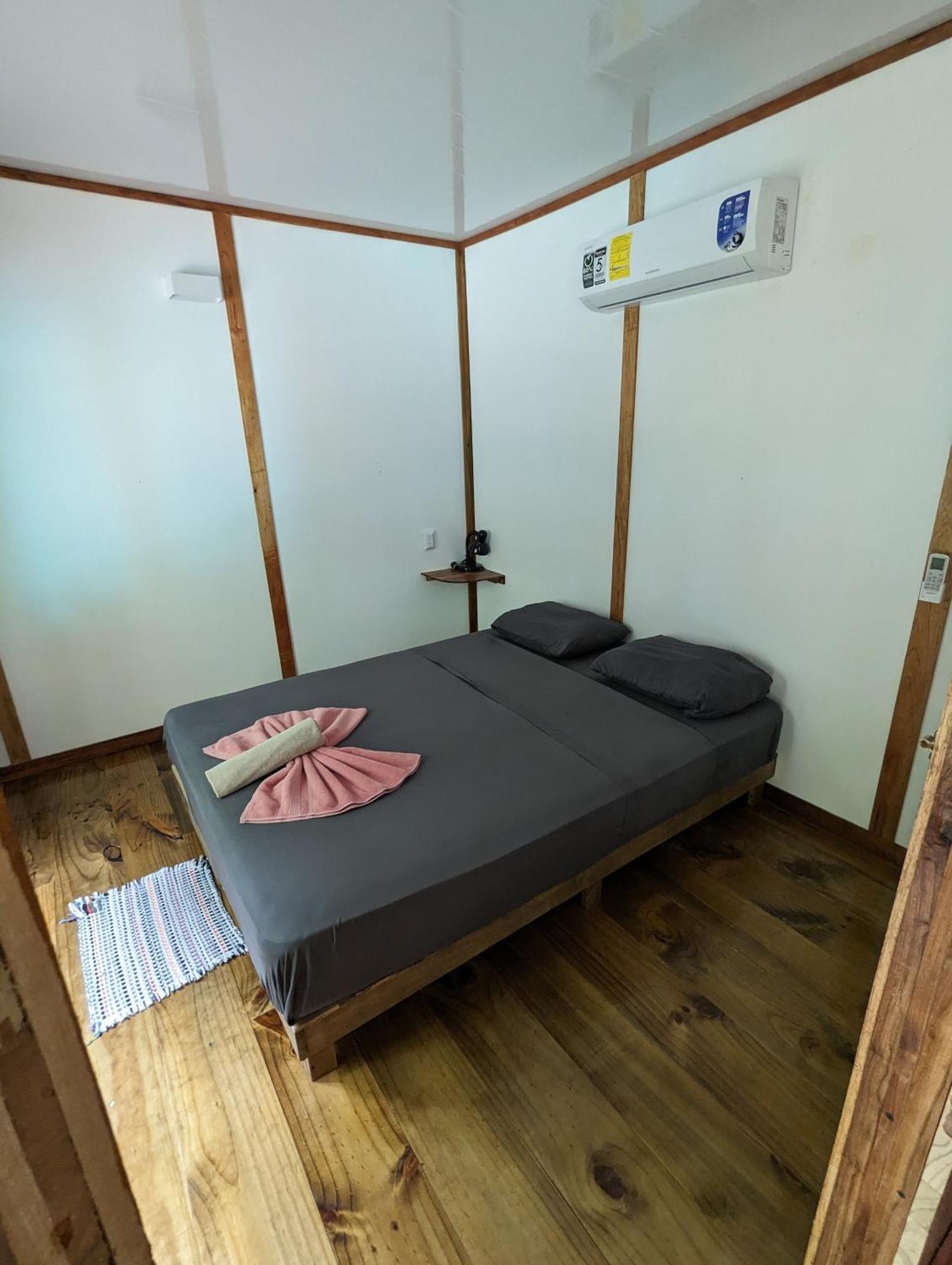 Arboura Eco Cabins Uvita Buitenkant foto