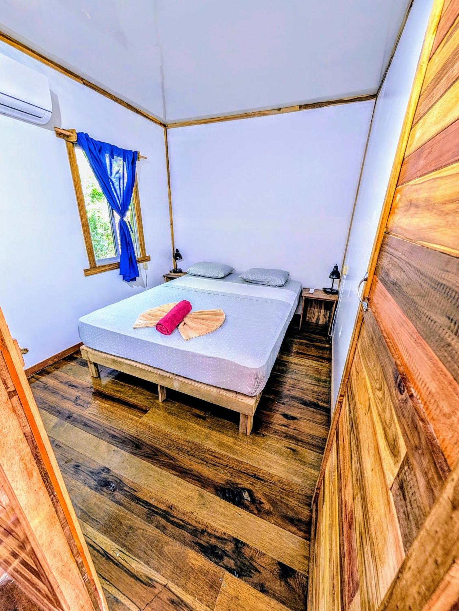 Arboura Eco Cabins Uvita Buitenkant foto