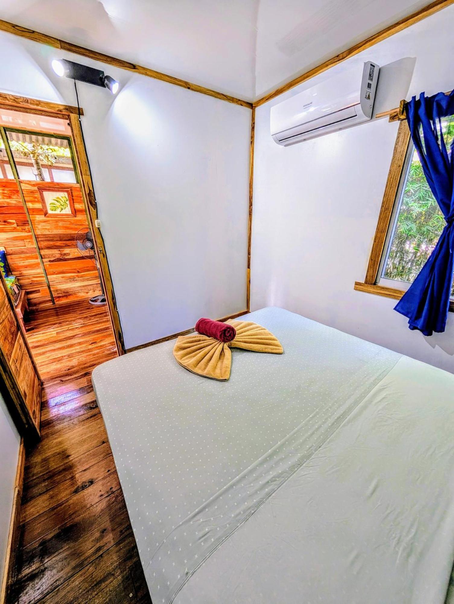 Arboura Eco Cabins Uvita Buitenkant foto